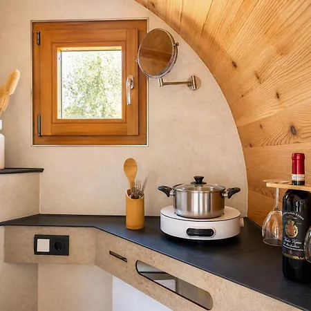 Glamping Barrel On Horse Farm -